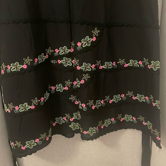 Black Embroidered Sleveless Ruffled V Neck Mini Dress/Tunic Top wt Belt XS-S - Picture 5 of 10